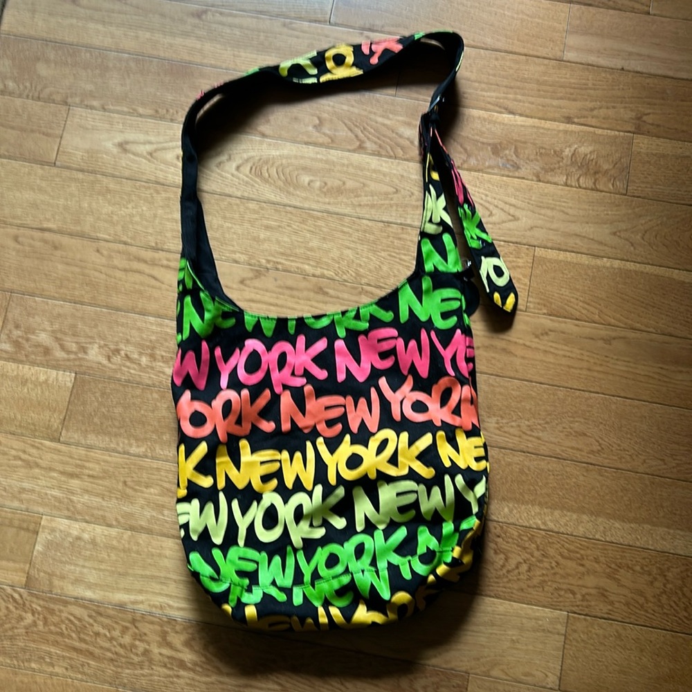 Robin Ruth NewYork Tote Bag